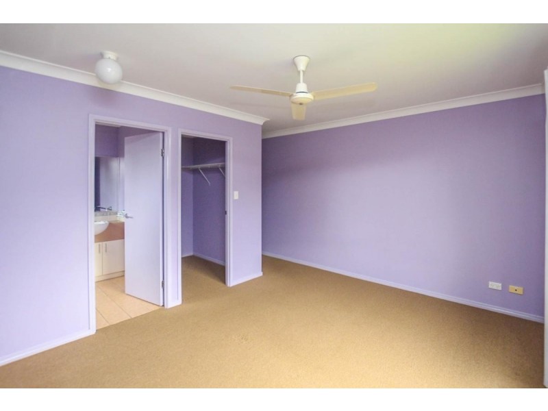 6 Carron Close, Bentley Park QLD 4869