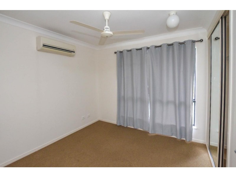 6 Carron Close, Bentley Park QLD 4869