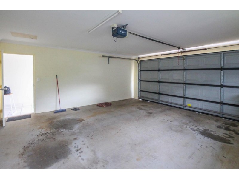 6 Carron Close, Bentley Park QLD 4869