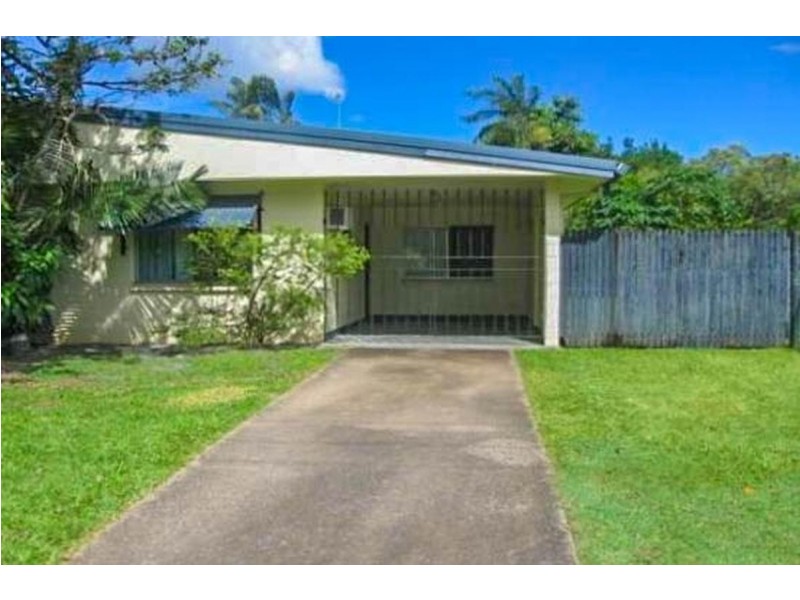 2/6 Milano Street, Woree QLD 4868