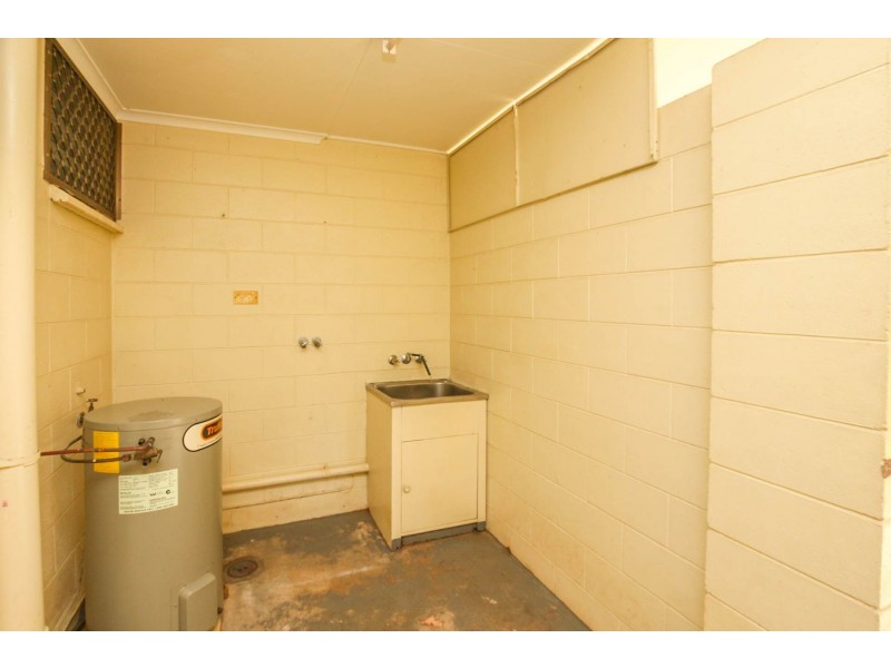 2/6 Milano Street, Woree QLD 4868