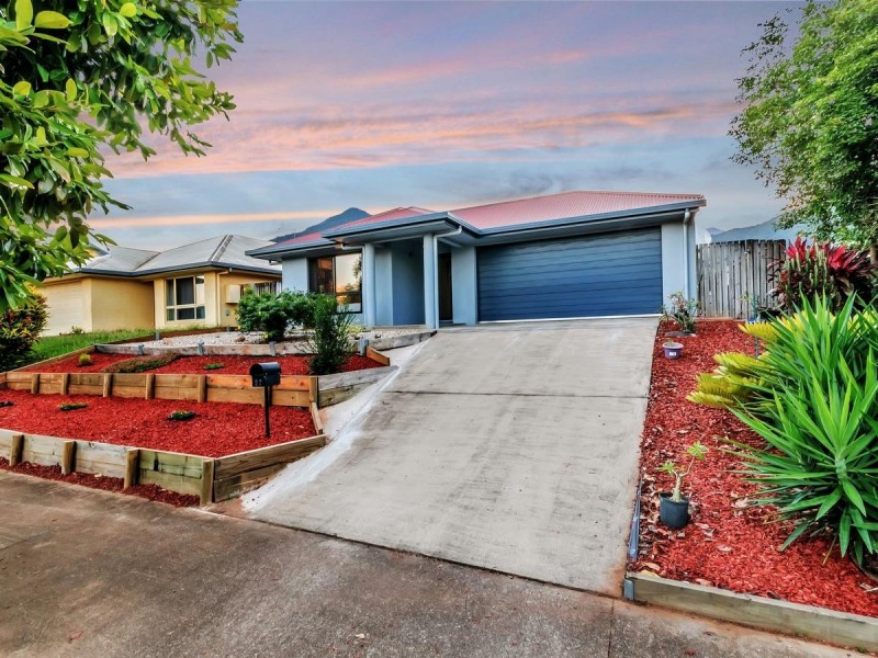 27 McEachan Street, Edmonton QLD 4869