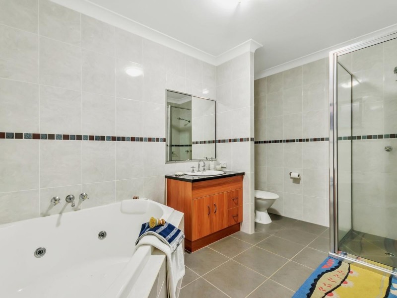 27 McEachan Street, Edmonton QLD 4869