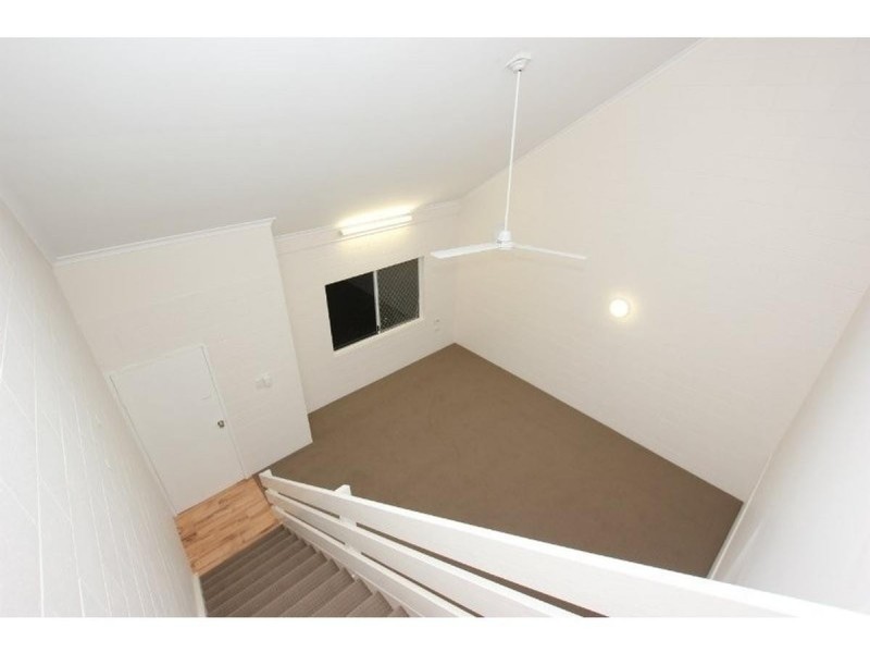 3/403 Draper Street, Parramatta Park QLD 4870