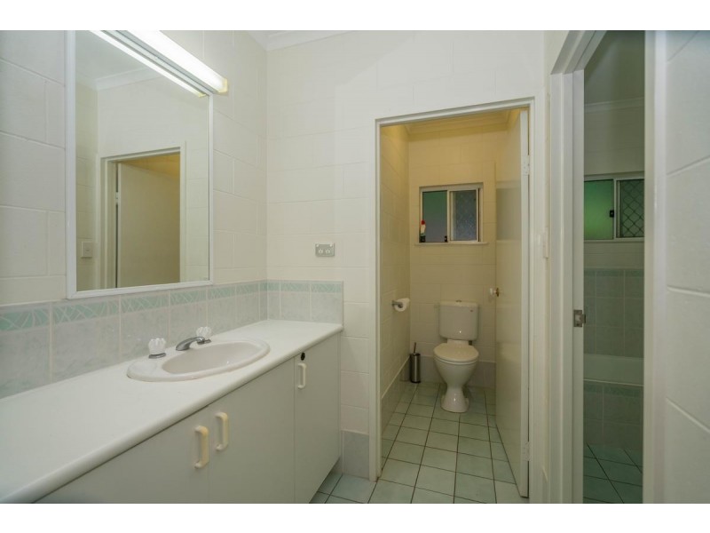 6 Beaman Close, Aeroglen QLD 4870