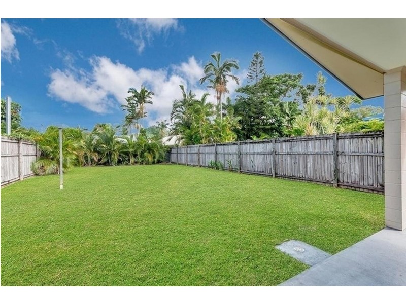 15 Connemara Close, Trinity Beach QLD 4879