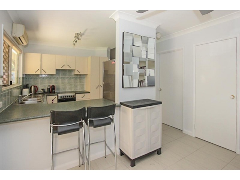 8 Glasgow Court, Mount Sheridan QLD 4868