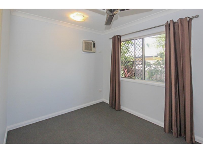 8 Glasgow Court, Mount Sheridan QLD 4868