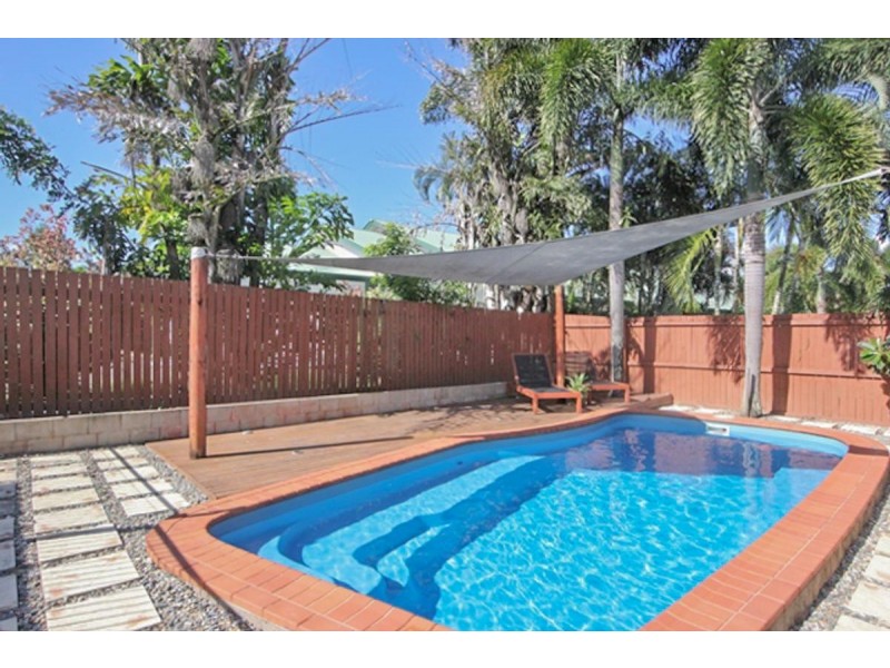 8 Glasgow Court, Mount Sheridan QLD 4868