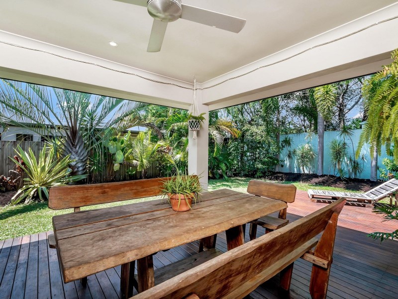 18 Edge Close, Kewarra Beach QLD 4879