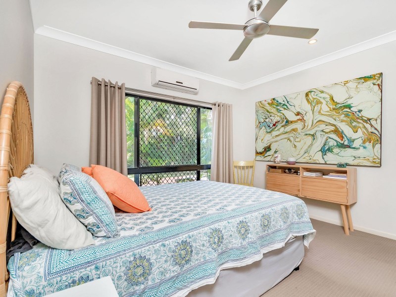 18 Edge Close, Kewarra Beach QLD 4879