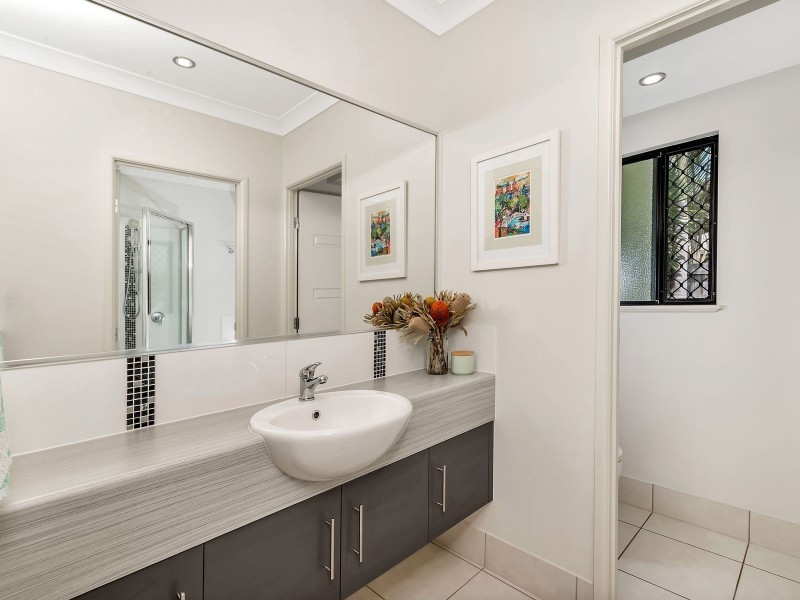 18 Edge Close, Kewarra Beach QLD 4879