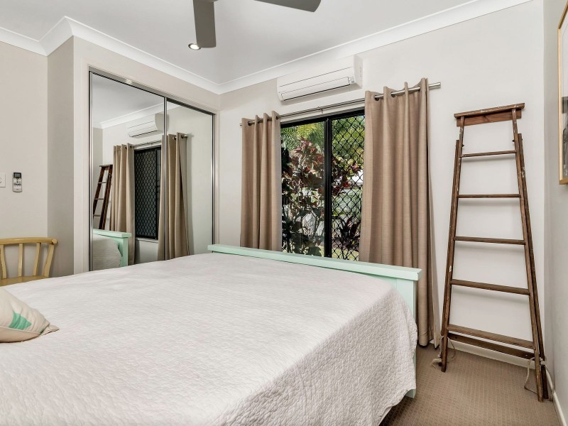 18 Edge Close, Kewarra Beach QLD 4879