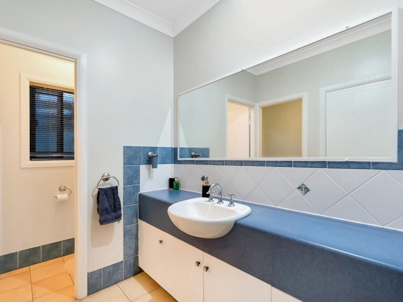 9 Gum Street, Redlynch QLD 4870