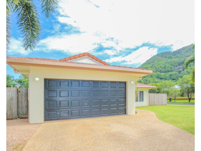 163 McFarlane Drive, Kanimbla QLD 4870