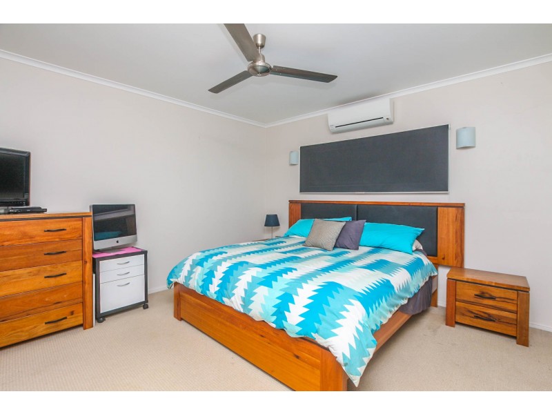 20 Strathmore Court, Mooroobool QLD 4870