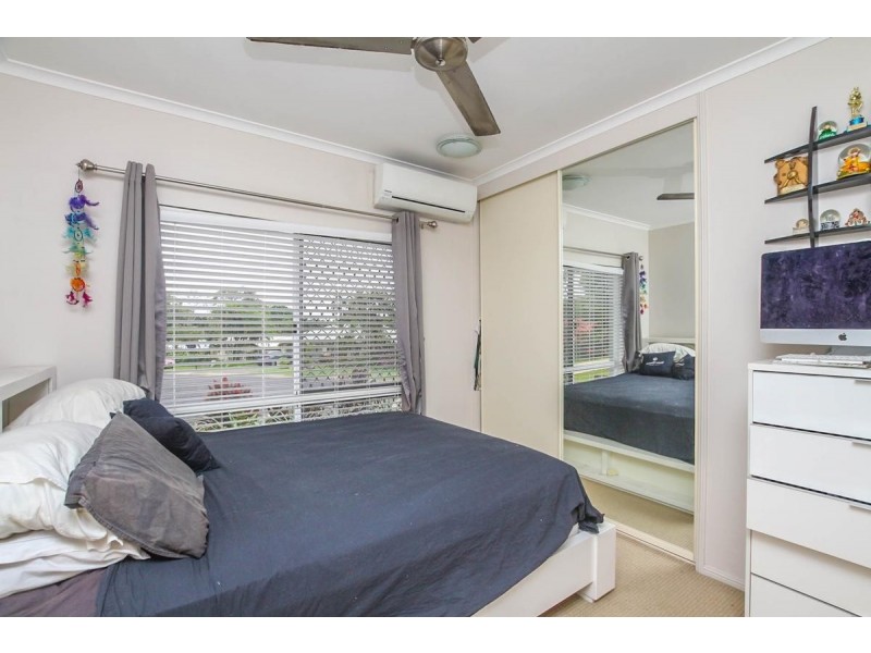 20 Strathmore Court, Mooroobool QLD 4870