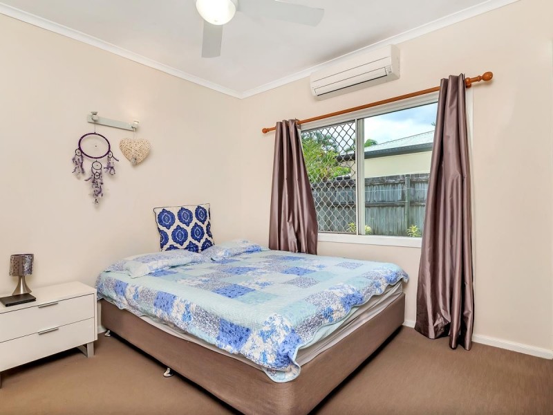 80 Callum Street, Mooroobool QLD 4870