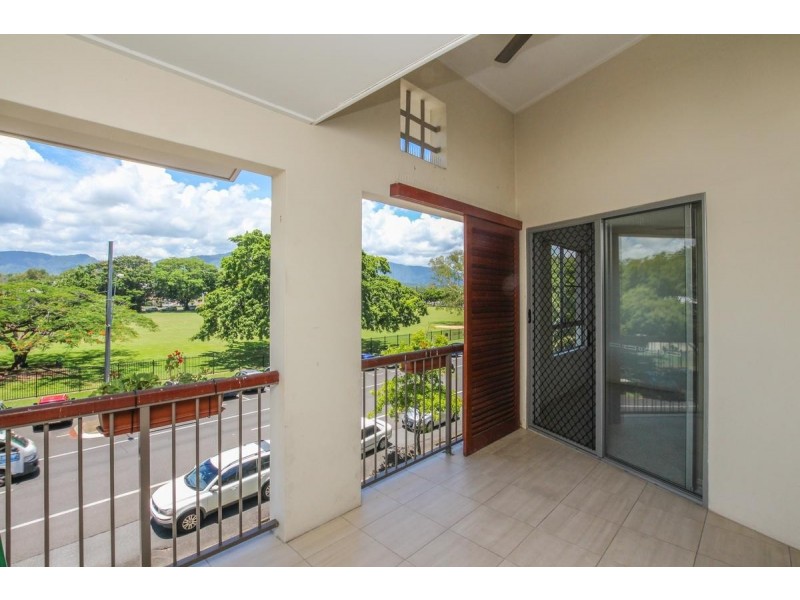 10/242 Grafton Street, Cairns North QLD 4870