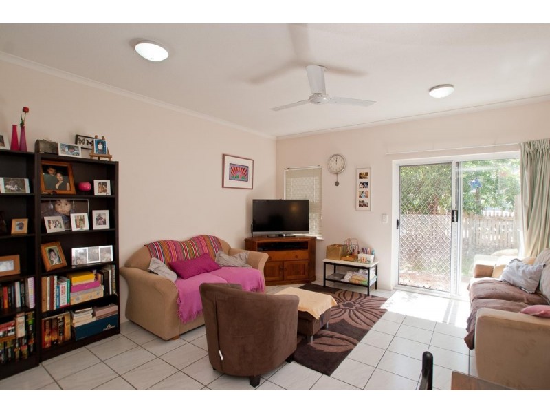 21/2-5 Marella Close, Manoora QLD 4870