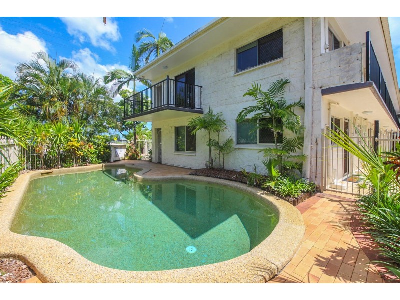 4/112 Digger Street, Cairns North QLD 4870