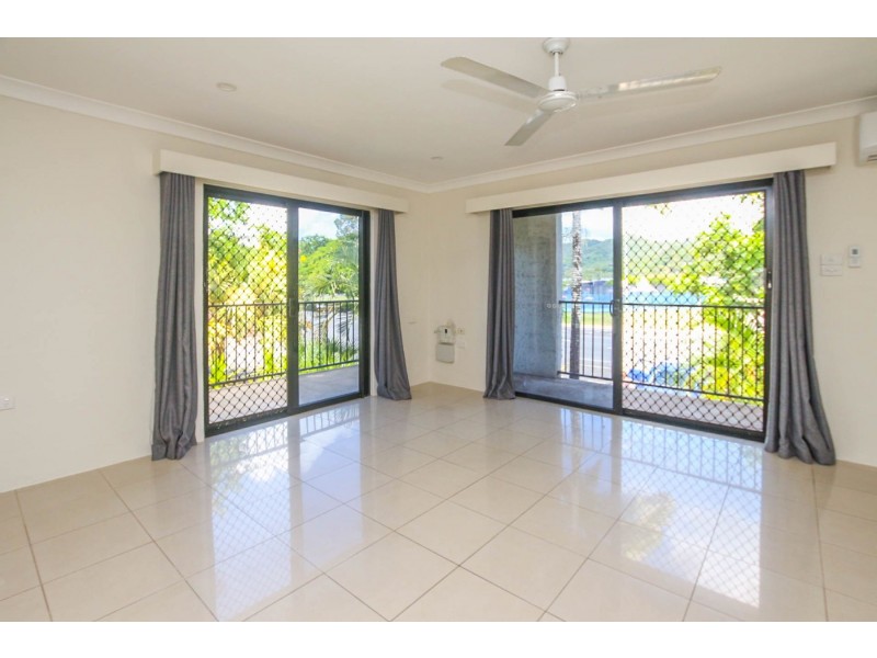 4/112 Digger Street, Cairns North QLD 4870