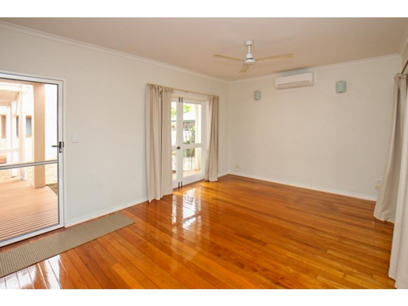 4/76-78 Cedar Road, Palm Cove QLD 4879