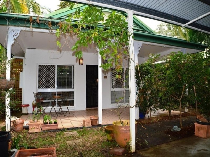 9 Rainy Mountain Place, Smithfield QLD 4878