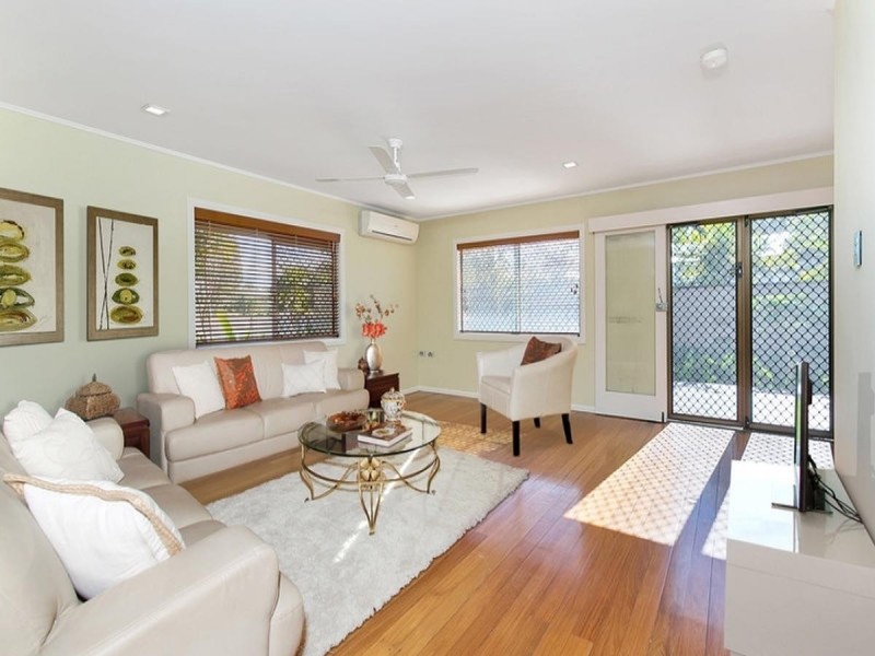 11A Creedy Street, Westcourt QLD 4870