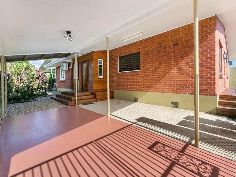 11A Creedy Street, Westcourt QLD 4870