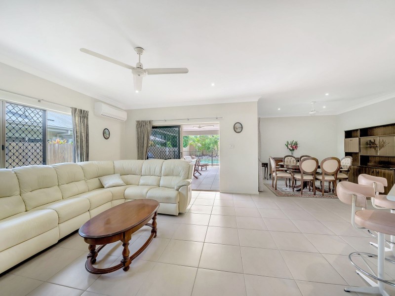 41 Elphinstone Street, Kanimbla QLD 4870