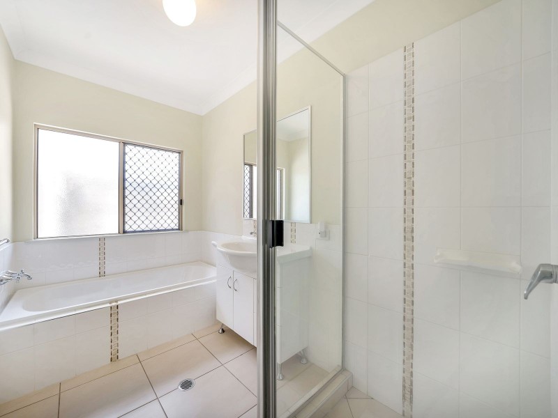 41 Elphinstone Street, Kanimbla QLD 4870