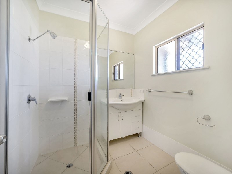 41 Elphinstone Street, Kanimbla QLD 4870