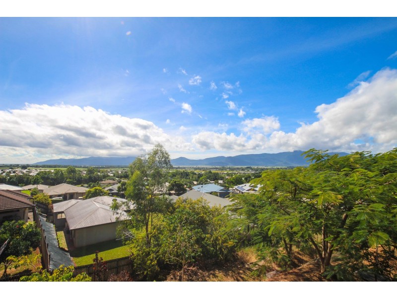 6 Pearce Close, Gordonvale QLD 4865