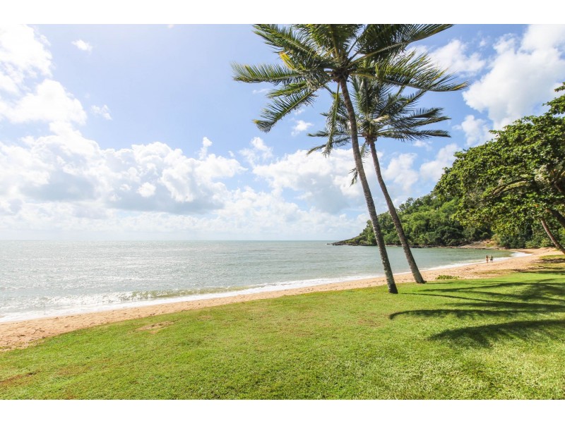 8/75 Moore Street, Trinity Beach QLD 4879
