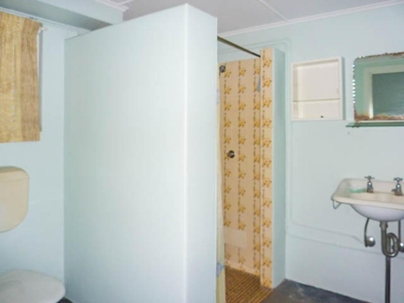 3/221 Aumuller Street, Westcourt QLD 4870