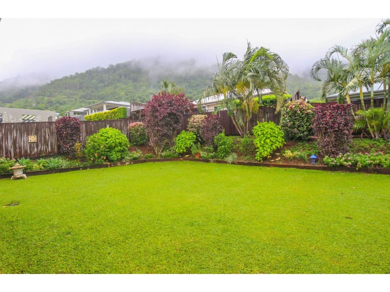 107 McFarlane Drive, Kanimbla QLD 4870