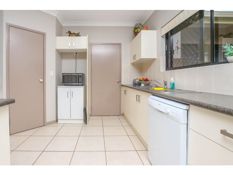 107 McFarlane Drive, Kanimbla QLD 4870