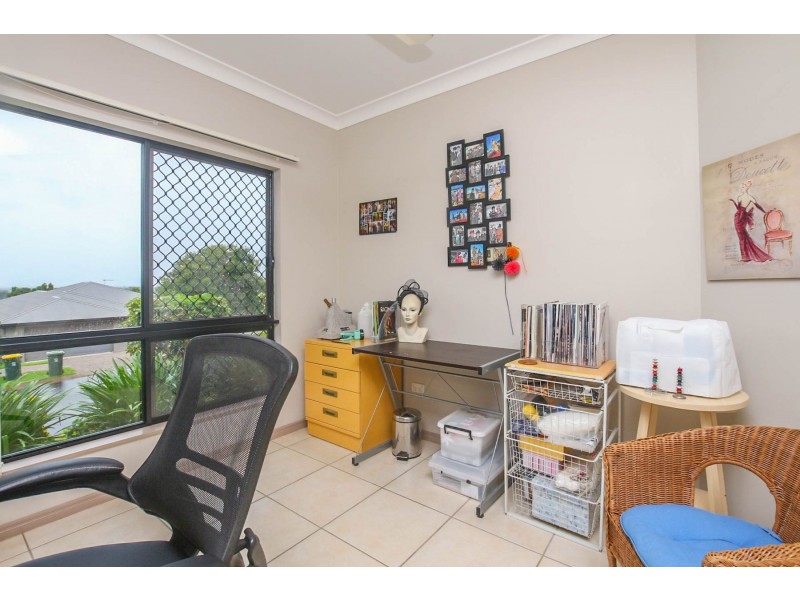 107 McFarlane Drive, Kanimbla QLD 4870