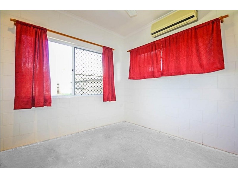 34 Frangipanni Street, White Rock QLD 4868