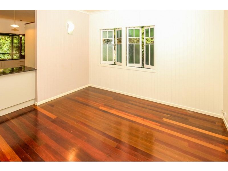 16 Kuranda Crescent, Kuranda QLD 4881