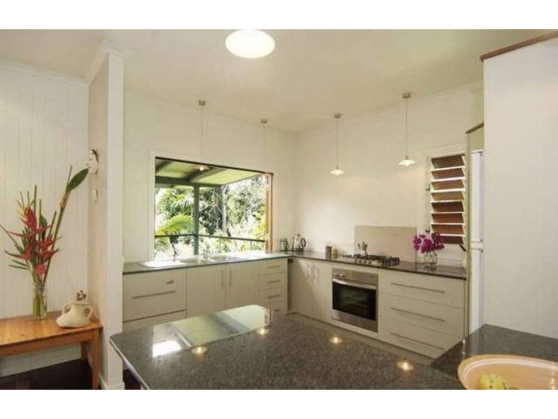 16 Kuranda Crescent, Kuranda QLD 4881