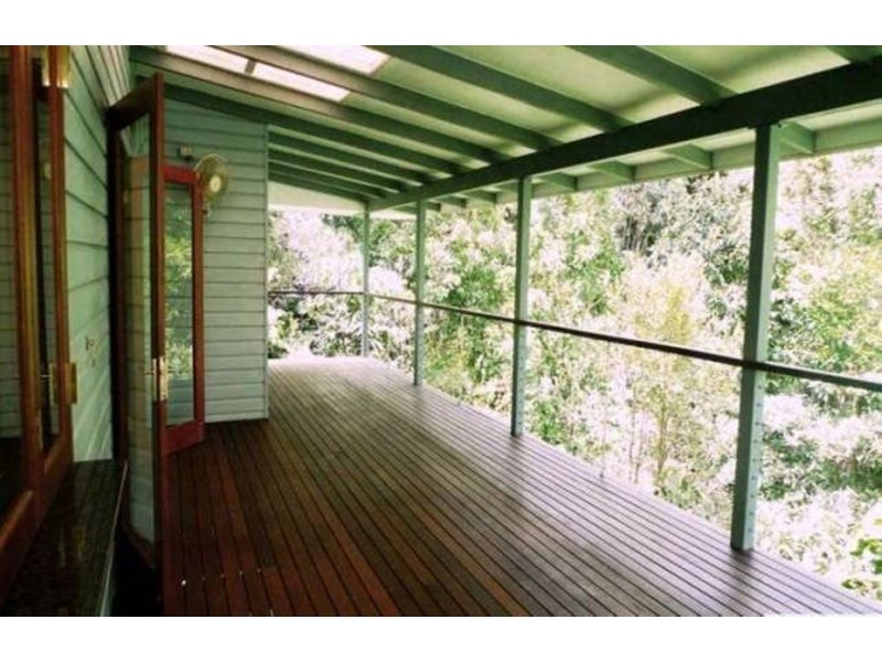 16 Kuranda Crescent, Kuranda QLD 4881