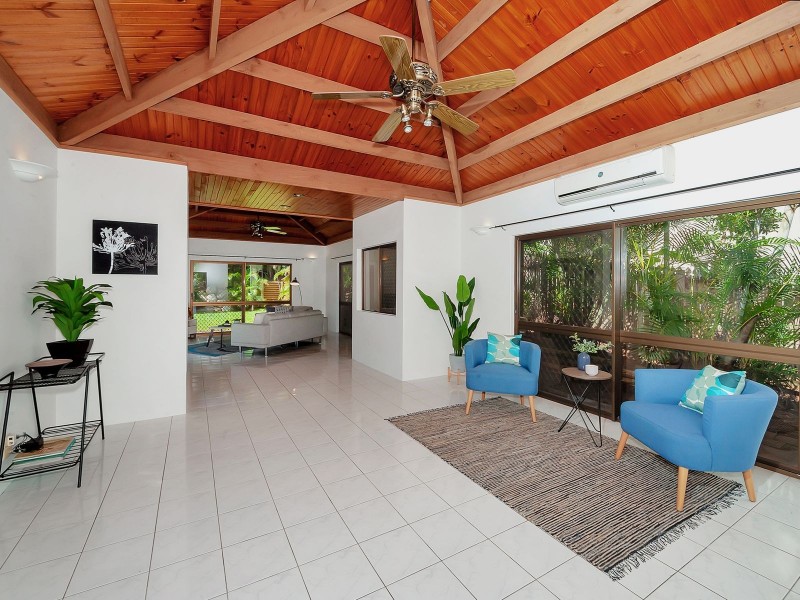 18 Rosemont Court, Mooroobool QLD 4870