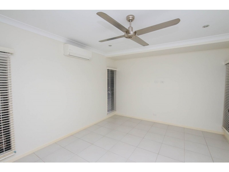 12 Sunbird Drive, Woree QLD 4868