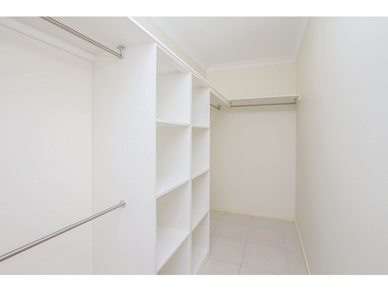 12 Sunbird Drive, Woree QLD 4868