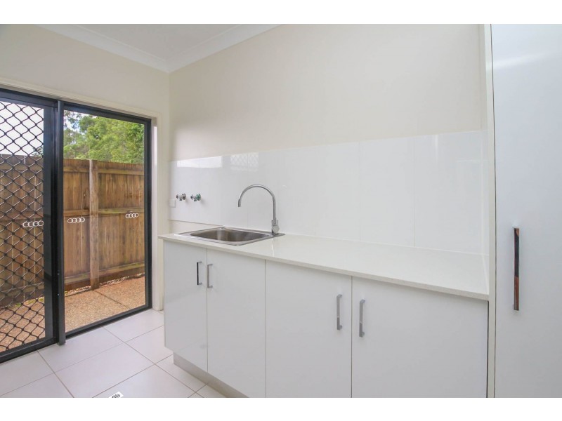 12 Sunbird Drive, Woree QLD 4868