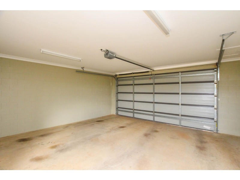 12 Sunbird Drive, Woree QLD 4868