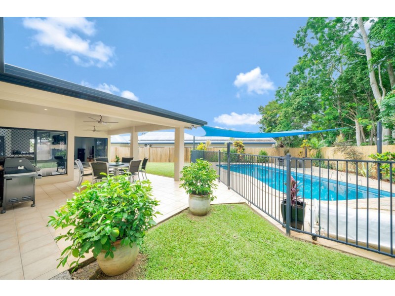 3 Nell Close, Kanimbla QLD 4870