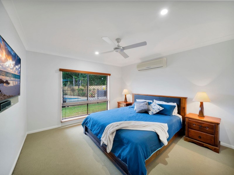 3 Nell Close, Kanimbla QLD 4870